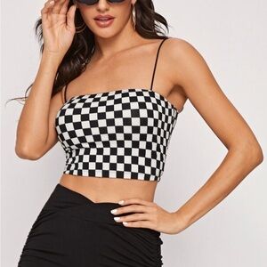 Black&White Checkered Crop Top